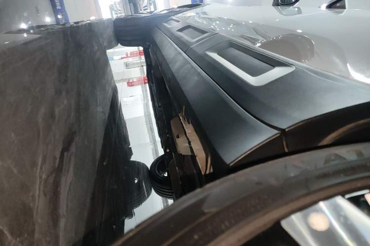 Used Geely Auto icon 2023 1.5TD Chocolate Smoothie Edition Left Side Sill