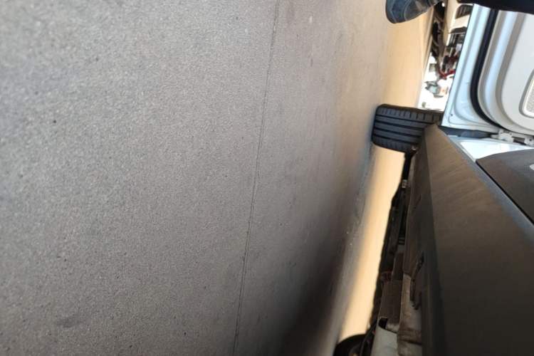 Used Geely Auto icon 2023 1.5TD Chocolate Luxe Edition Left Side Sill