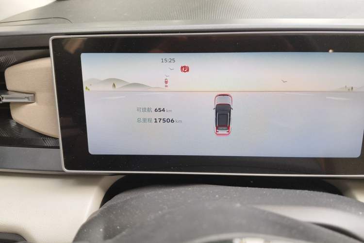 Used Geely Auto icon 2023 1.5TD Chocolate Smoothie Edition Odometer Close Up