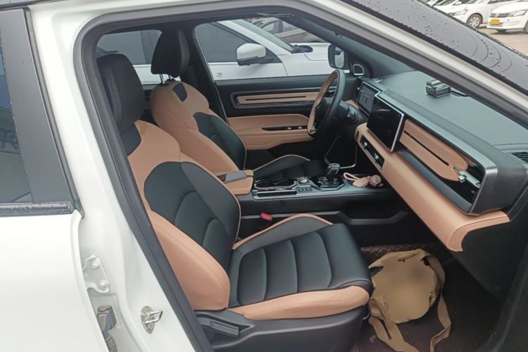 Used Geely Auto icon 2023 1.5TD Chocolate Smoothie Edition Right Front Seat