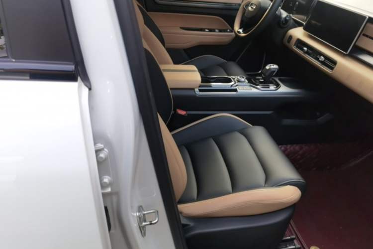 Used Geely Auto icon 2023 1.5TD Chocolate Smoothie Edition Right Front Seat