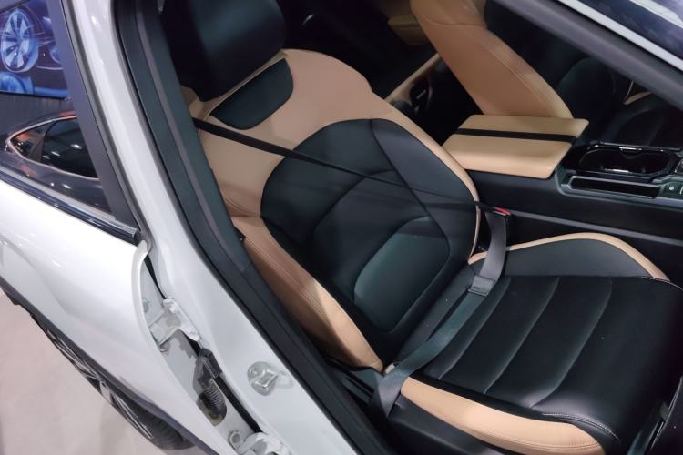 Used Geely Auto icon 2023 1.5TD Chocolate Smoothie Edition Right Front Seat