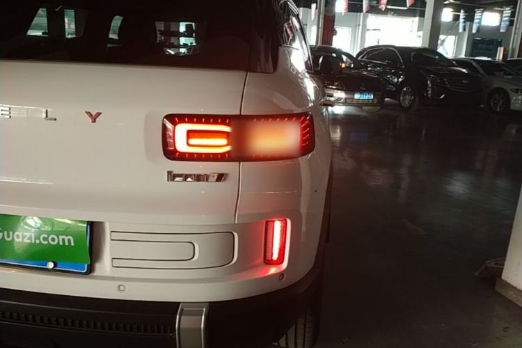 Used Geely Auto icon 2023 1.5TD Chocolate Smoothie Edition Right Rear Taillight