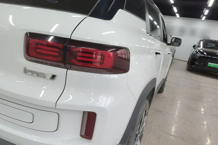 Used Geely Auto icon 2023 1.5TD Star Player Right Rear Taillight