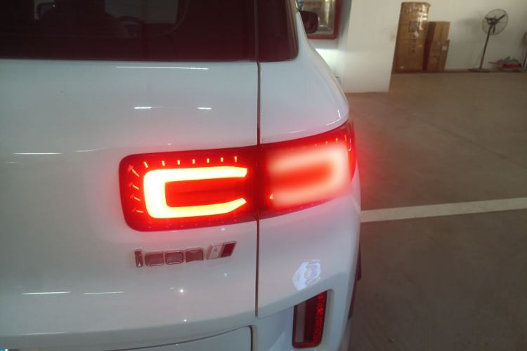 Used Geely Auto icon 2023 1.5TD Star Player Right Rear Taillight