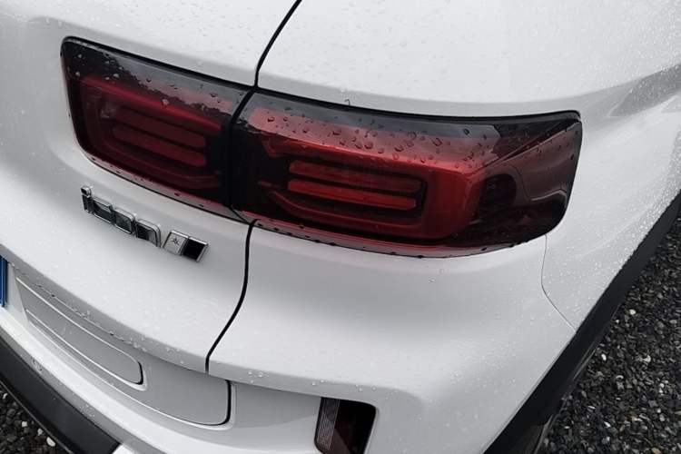 Used Geely Auto icon 2023 1.5TD Chocolate Smoothie Edition Right Rear Taillight