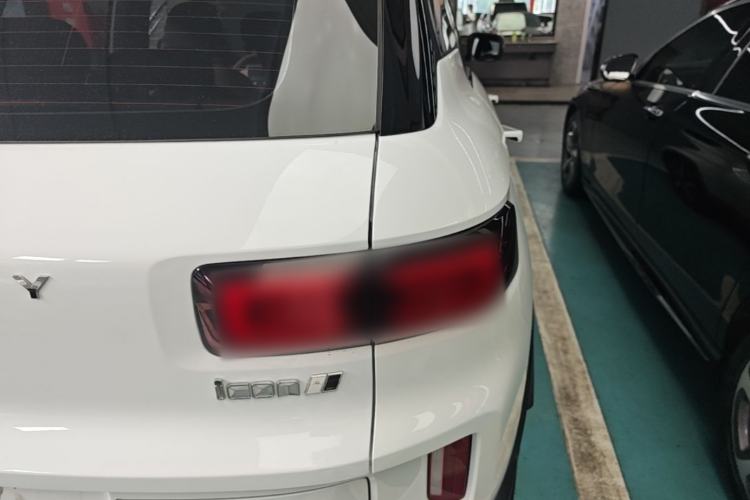 Used Geely Auto icon 2023 1.5TD Chocolate Smoothie Edition Right Rear Taillight