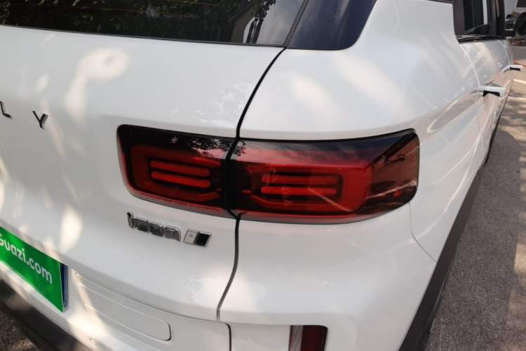 Used Geely Auto icon 2023 1.5TD Chocolate Smoothie Edition Right Rear Taillight
