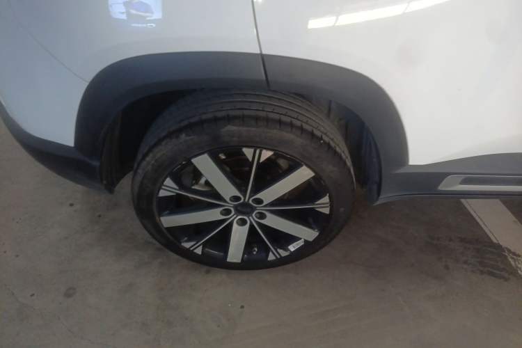 Used Geely Auto icon 2023 1.5TD Star Player Right Rear Wheel Hub