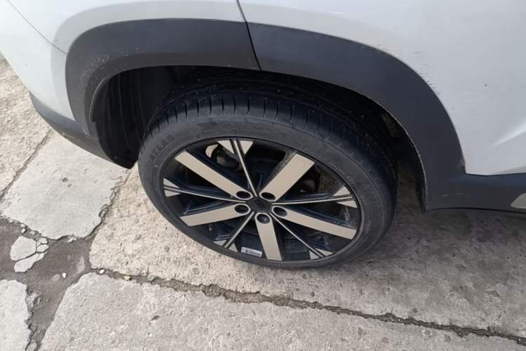 Used Geely Auto icon 2023 1.5TD Chocolate Smoothie Edition Right Rear Wheel Hub