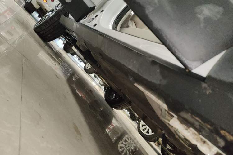 Used Geely Auto icon 2023 1.5TD Chocolate Smoothie Edition Right Side Sill