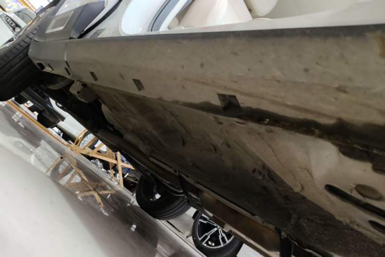 Used Geely Auto icon 2023 1.5TD Chocolate Smoothie Edition Right Side Sill
