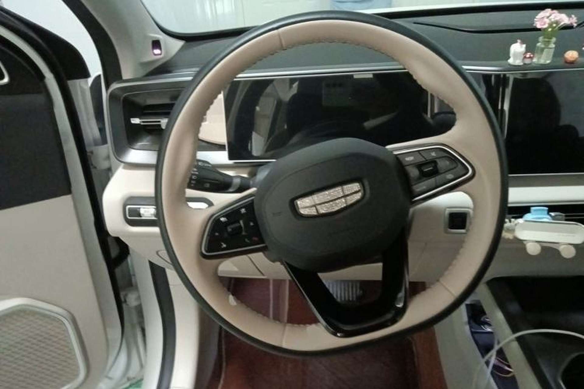 Used Geely Auto icon 2023 1.5TD Chocolate Luxe Edition Steering Wheel
