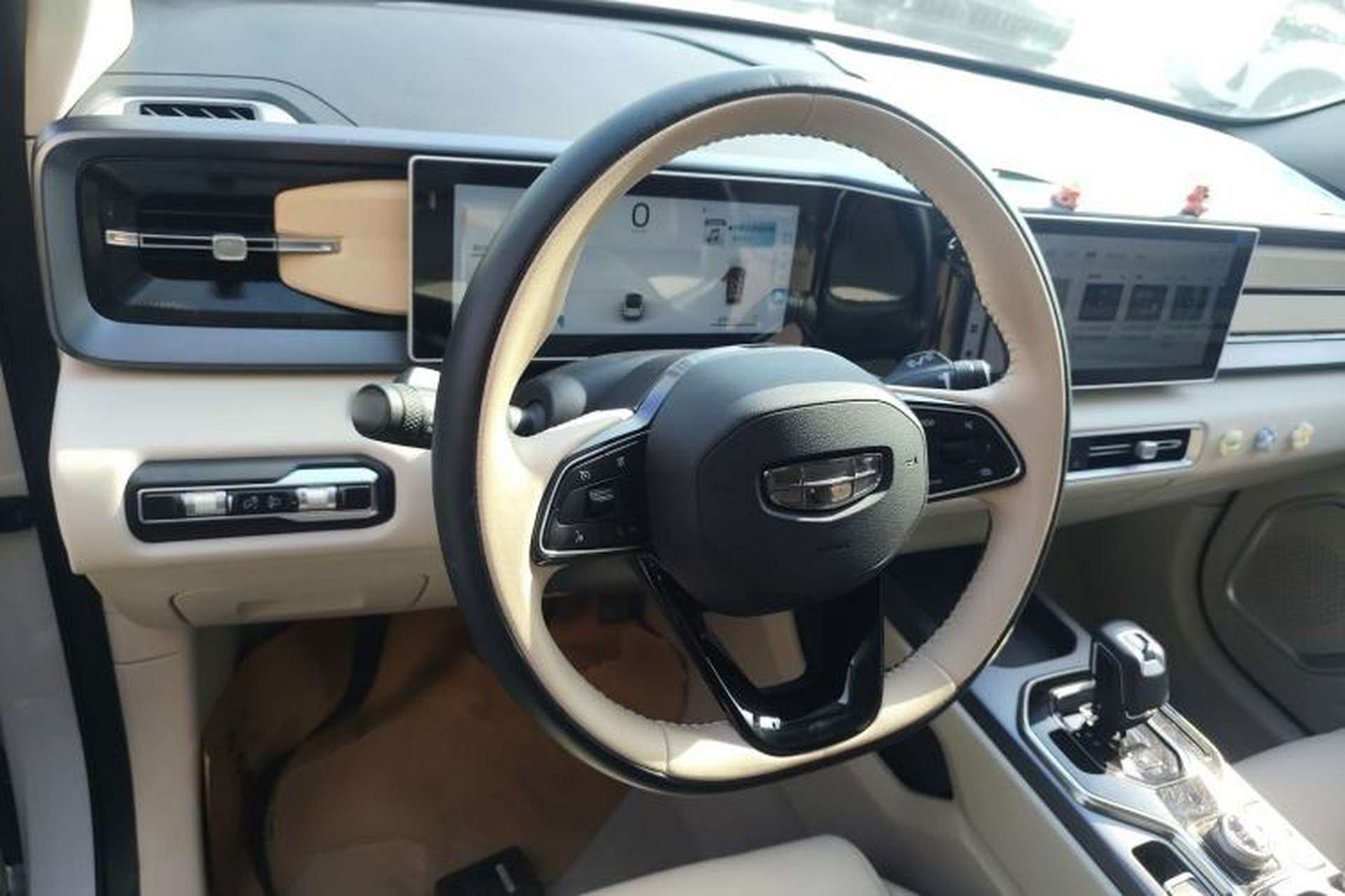 Used Geely Auto icon 2023 1.5TD Chocolate Smoothie Edition Steering Wheel