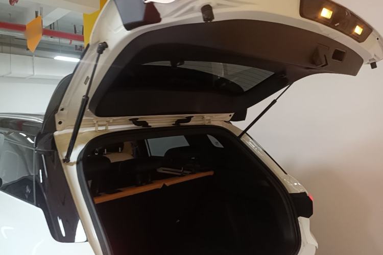 Used Geely Auto icon 2023 1.5TD Chocolate Smoothie Edition Trunk