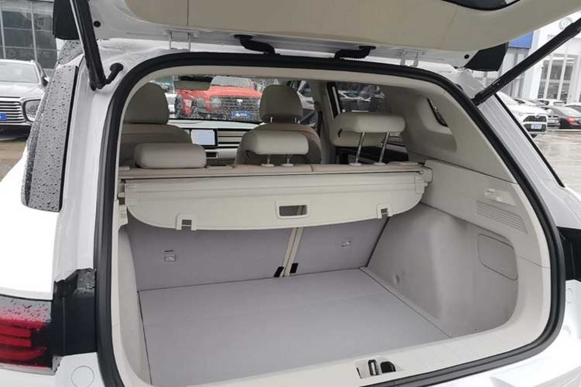 Used Geely Auto icon 2023 1.5TD Chocolate Luxe Edition Trunk