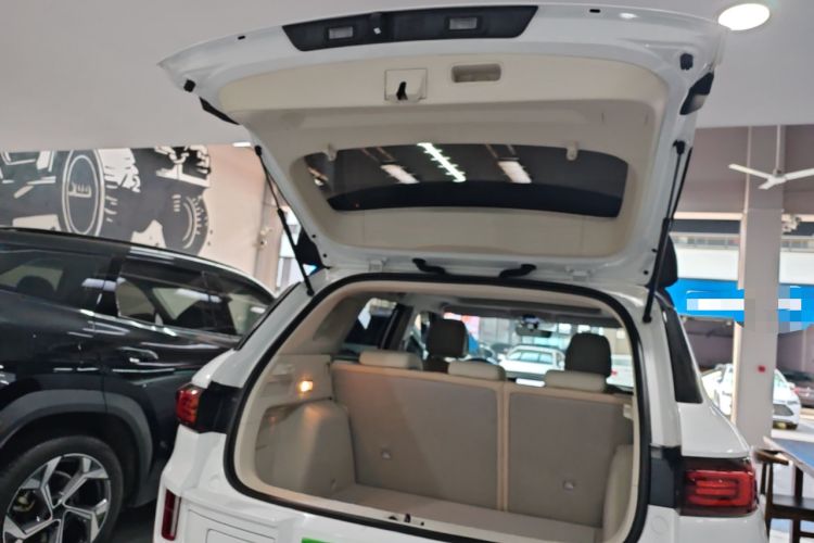 Used Geely Auto icon 2023 1.5TD Chocolate Smoothie Edition Trunk