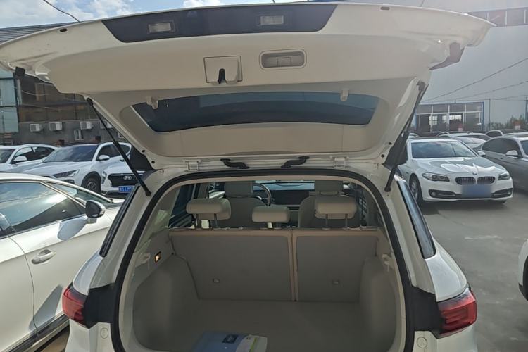 Used Geely Auto icon 2023 1.5TD Chocolate Smoothie Edition Trunk