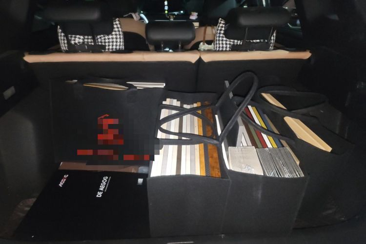 Used Geely Auto icon 2023 1.5TD Chocolate Smoothie Edition Trunk