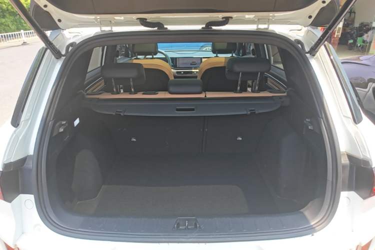 Used Geely Auto icon 2023 1.5TD Chocolate Luxe Edition Trunk