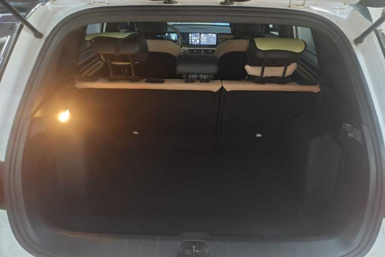 Used Geely Auto icon 2023 1.5TD Chocolate Smoothie Edition Trunk