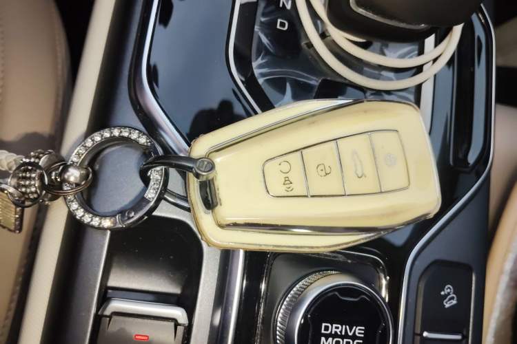 Used Geely Auto icon 2023 1.5TD Chocolate Smoothie Edition Vehicle Key