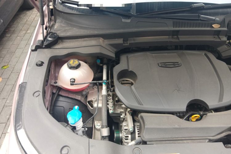 Used Geely Auto icon 2025 Linglong 1.5TD Ruyi Edition Engine Bay Right