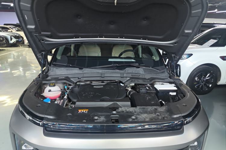Used Geely Auto icon 2025 Linglong 1.5TD Jinxi Edition Engine Bay