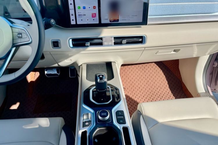 Used Geely Auto icon 2025 Linglong 1.5TD Ruyi Edition Interior 5