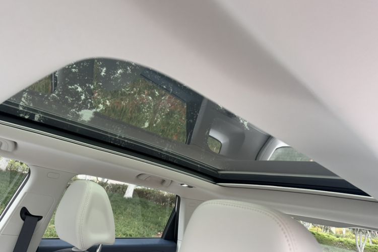 Used Geely Auto icon 2025 Linglong 1.5TD Ruyi Edition Interior 8