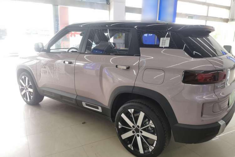 Used Geely Auto icon 2025 Linglong 1.5TD Ruyi Edition Exterior 3