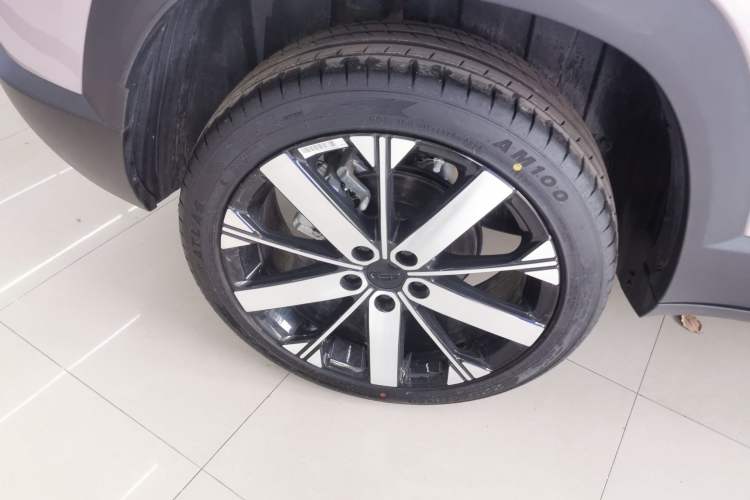 Used Geely Auto icon 2025 Linglong 1.5TD Ruyi Edition Exterior 8