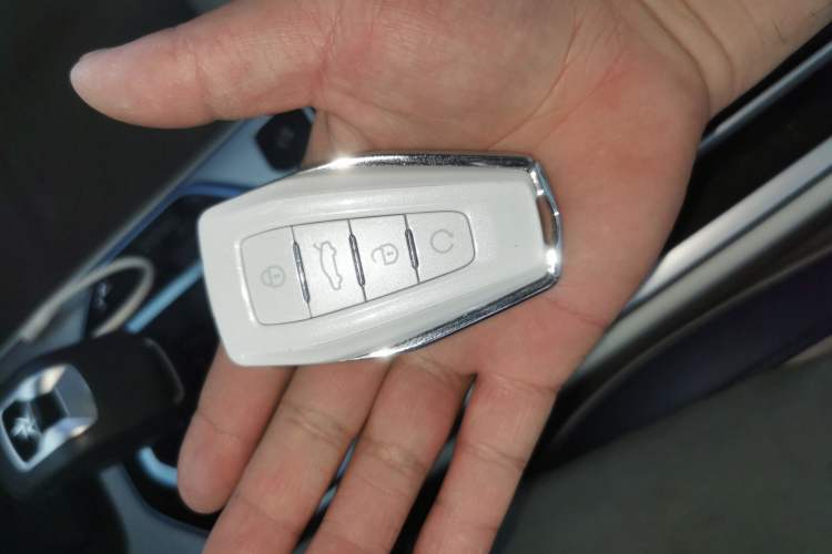 Used Geely Auto icon 2025 Linglong 1.5TD Ruyi Edition Interior 1