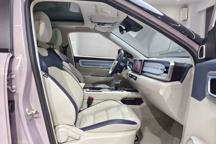Used Geely Auto icon 2025 Linglong 1.5TD Ruyi Edition Interior 10