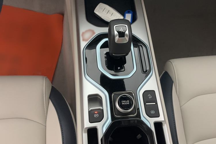 Used Geely Auto icon 2025 Linglong 1.5TD Ruyi Edition Interior 5