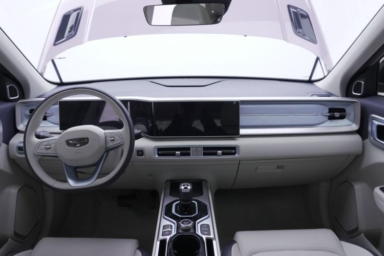 Used Geely Auto icon 2025 Linglong 1.5TD Ruyi Edition Interior 7