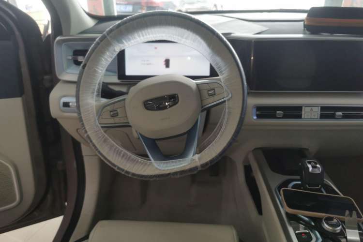 Used Geely Auto icon 2025 Linglong 1.5TD Ruyi Edition Steering Wheel