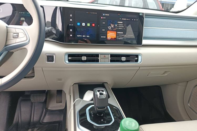 Used Geely Auto icon 2025 Linglong 1.5TD Ruyi Edition Audio And AC Panel