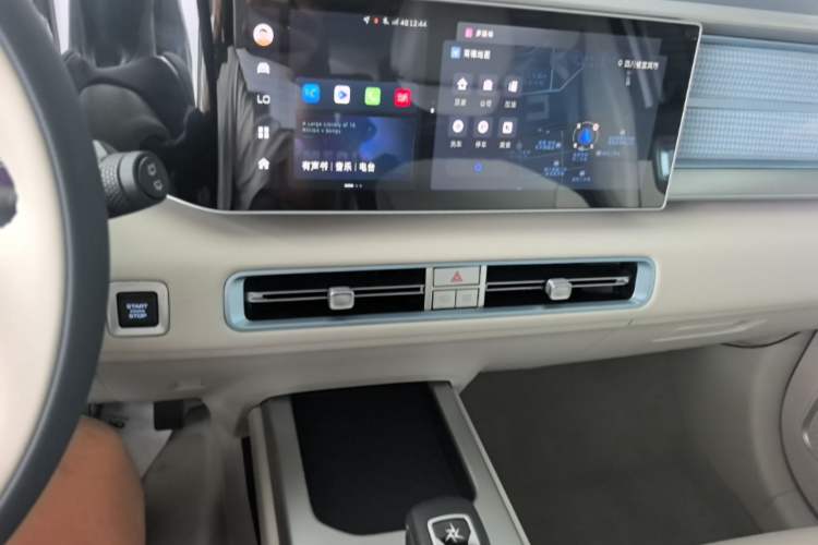 Used Geely Auto icon 2025 Linglong 1.5TD Ruyi Edition Audio And AC Panel