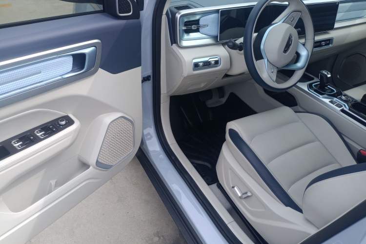 Used Geely Auto icon 2025 Linglong 1.5TD Ruyi Edition Driver Seat
