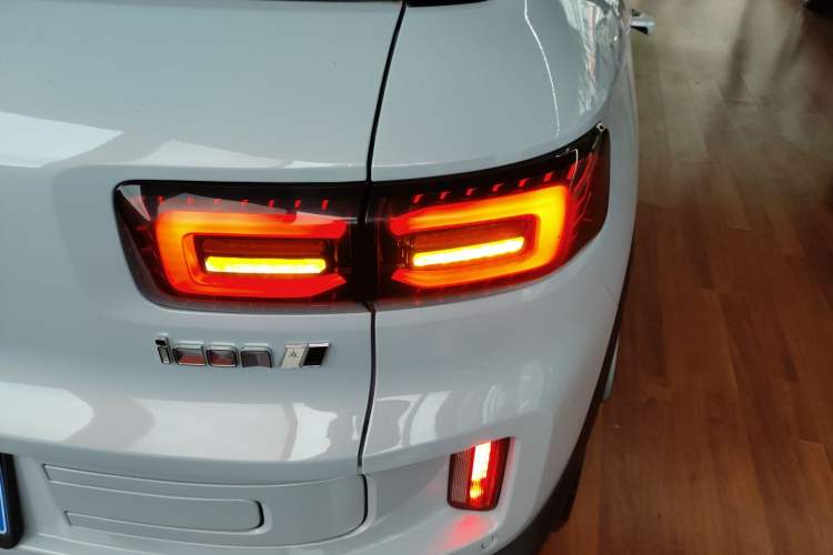 Used Geely Auto icon 2025 Linglong 1.5TD Ruyi Edition Exterior 3
