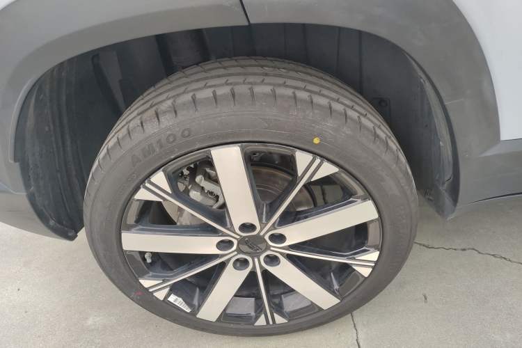 Used Geely Auto icon 2025 Linglong 1.5TD Ruyi Edition Exterior 5