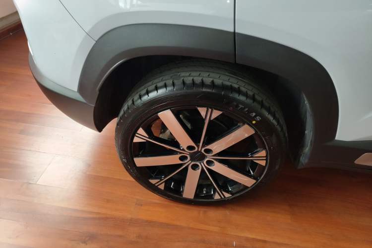Used Geely Auto icon 2025 Linglong 1.5TD Ruyi Edition Exterior 5
