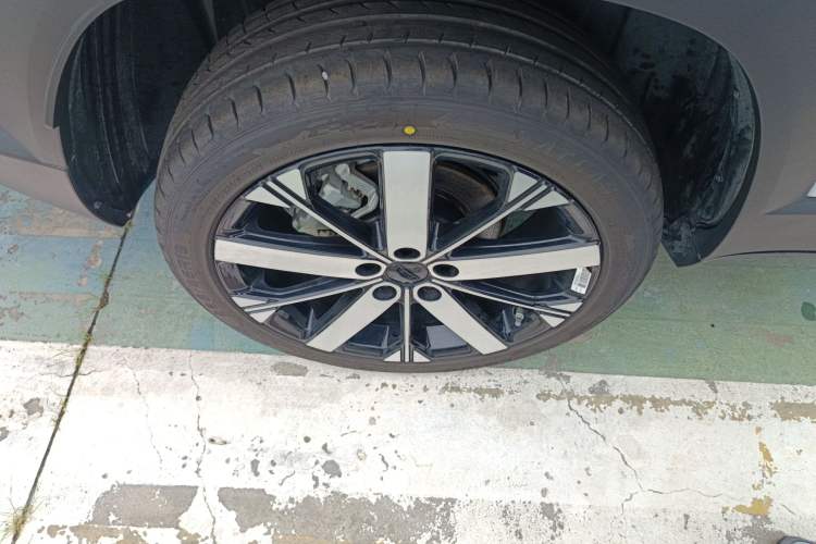 Used Geely Auto icon 2025 Linglong 1.5TD Ruyi Edition Exterior 8