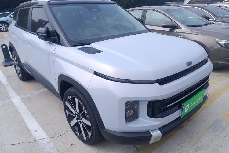 Used Geely Auto icon 2025 Linglong 1.5TD Ruyi Edition Front Right 45 Deg