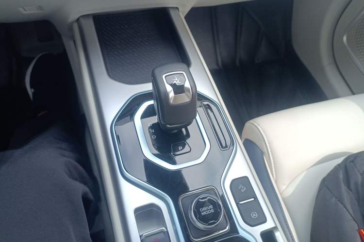 Used Geely Auto icon 2025 Linglong 1.5TD Ruyi Edition Gear Lever