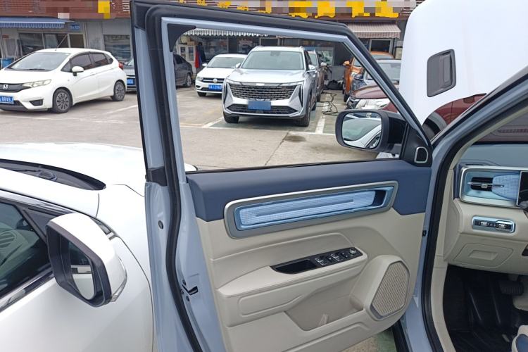 Used Geely Auto icon 2025 Linglong 1.5TD Ruyi Edition Interior 7