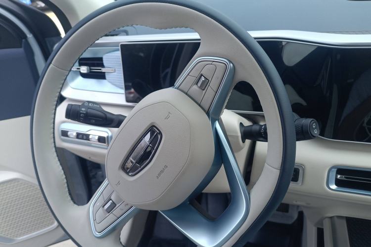 Used Geely Auto icon 2025 Linglong 1.5TD Ruyi Edition Steering Wheel
