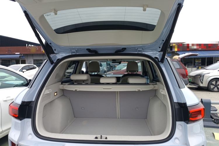 Used Geely Auto icon 2025 Linglong 1.5TD Ruyi Edition Trunk