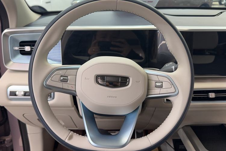 Used Geely Auto icon 2025 Linglong 1.5TD Ruyi Edition Steering Wheel